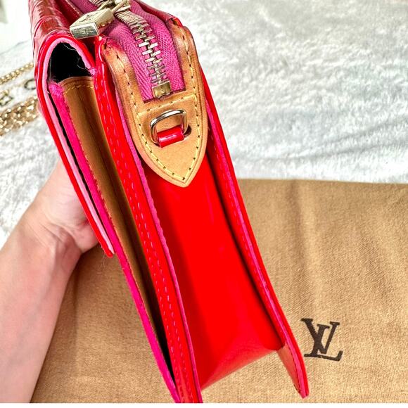 Louis Vuitton Vernis custom dyed Mott bag. Crossbody bag in pink red with chain - Picture 11 of 16